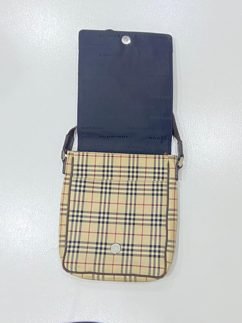 Burberry Vintage Nova Check Logo Plate Crossbody Bag – Beige & Brown