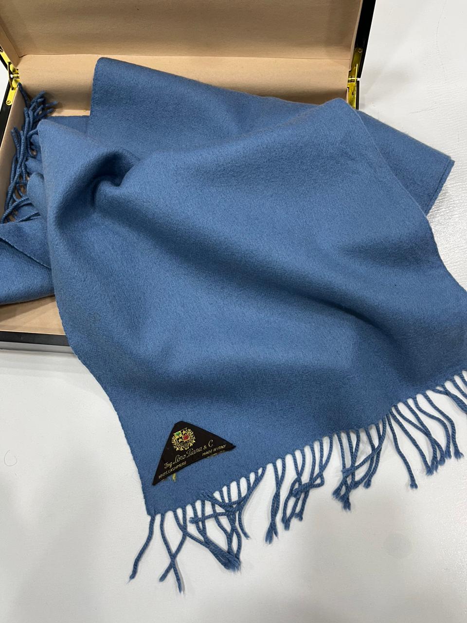 Italian 100% Cashmere Scarf in Blue – Ing. Loro Piana & C. Label