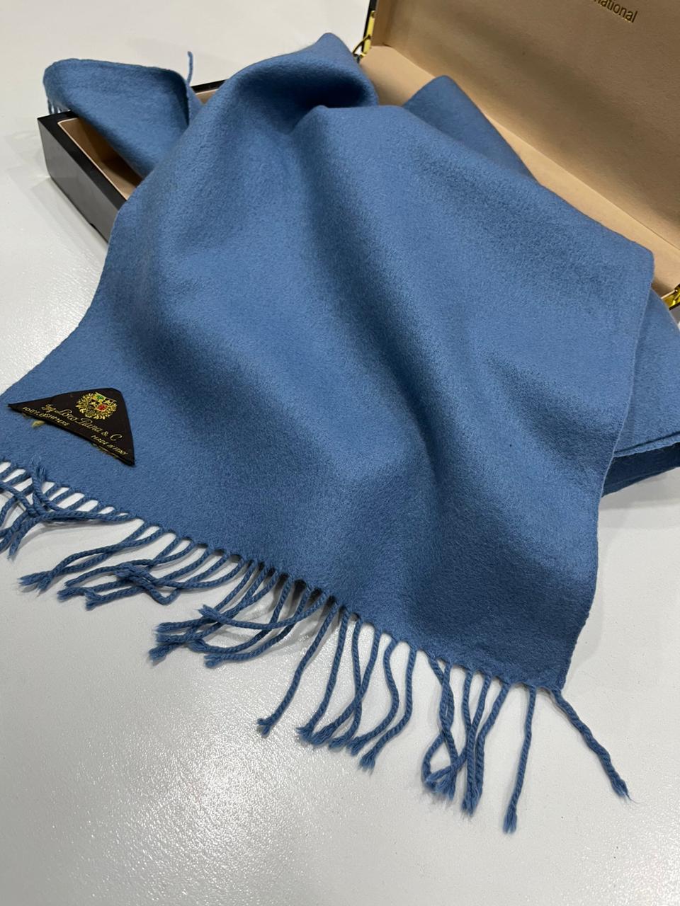 Italian 100% Cashmere Scarf in Blue – Ing. Loro Piana & C. Label