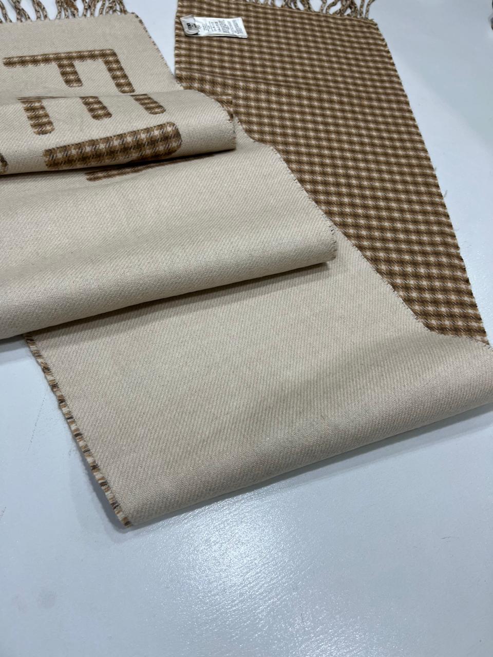 Fendi FXT324 Wool & Cashmere FF Scarf Beige 38 × 215 cm