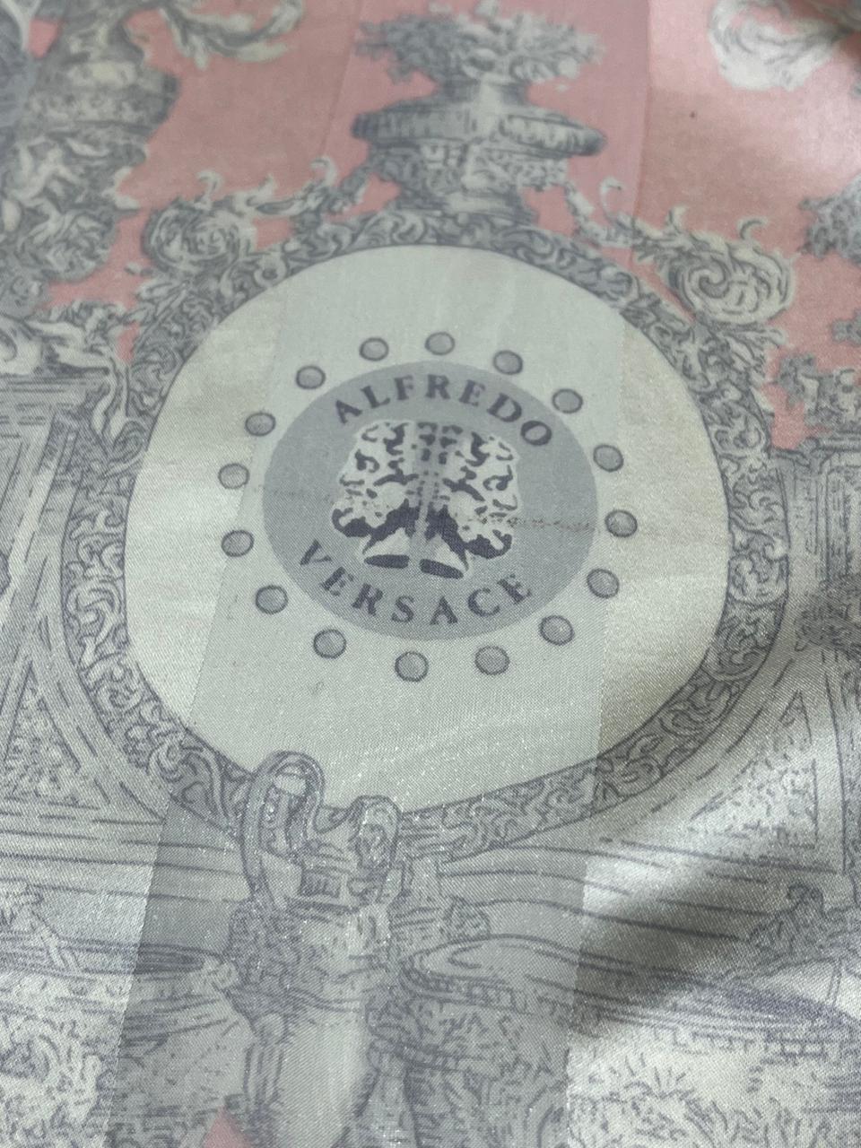 Vintage Alfredo Versace Baroque Medallion Scarf – Pink & Gray