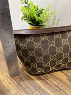 Vintage Gucci GG Monogram Canvas Boat Pochette Shoulder Bag Brown 039-1103