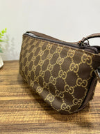 Vintage Gucci GG Monogram Canvas Boat Pochette Shoulder Bag Brown 039-1103