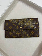 Louis Vuitton Monogram Dentelle Sarah Wallet Gold