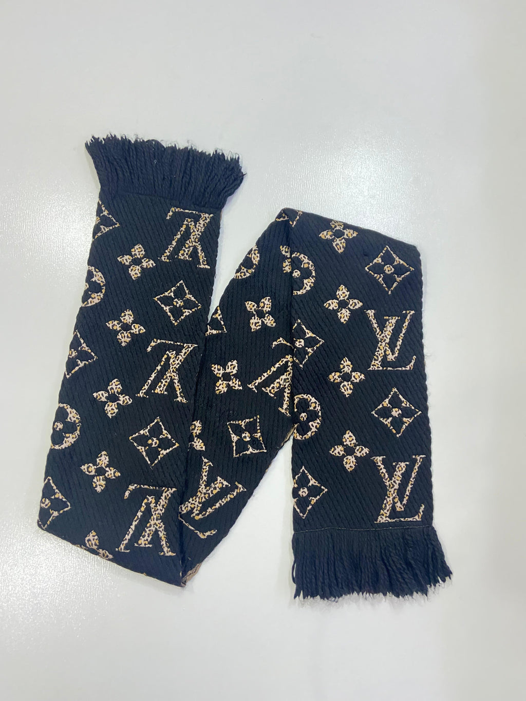 Louis Vuitton Giant Monogram Jungle Wool-Silk Scarf (M75884)