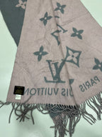 Louis Vuitton Reykjavik M71040 100% Cashmere Scarf Grey Pink