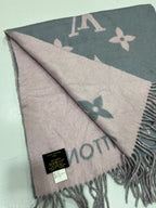Louis Vuitton Reykjavik M71040 100% Cashmere Scarf Grey Pink