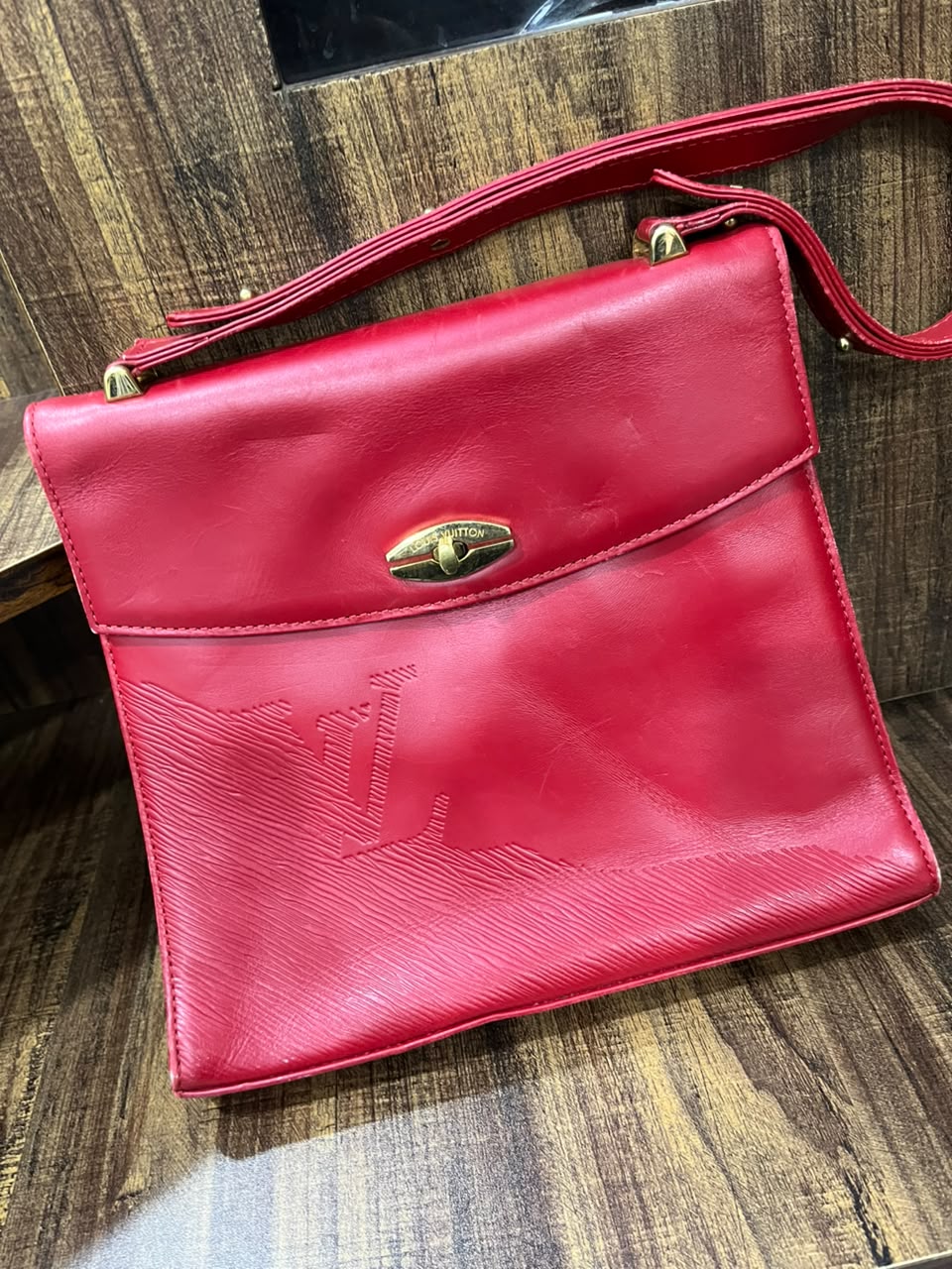 Louis Vuitton Spartan Opera Line Shoulder Bag M63947 Red Epi Leather – Vintage