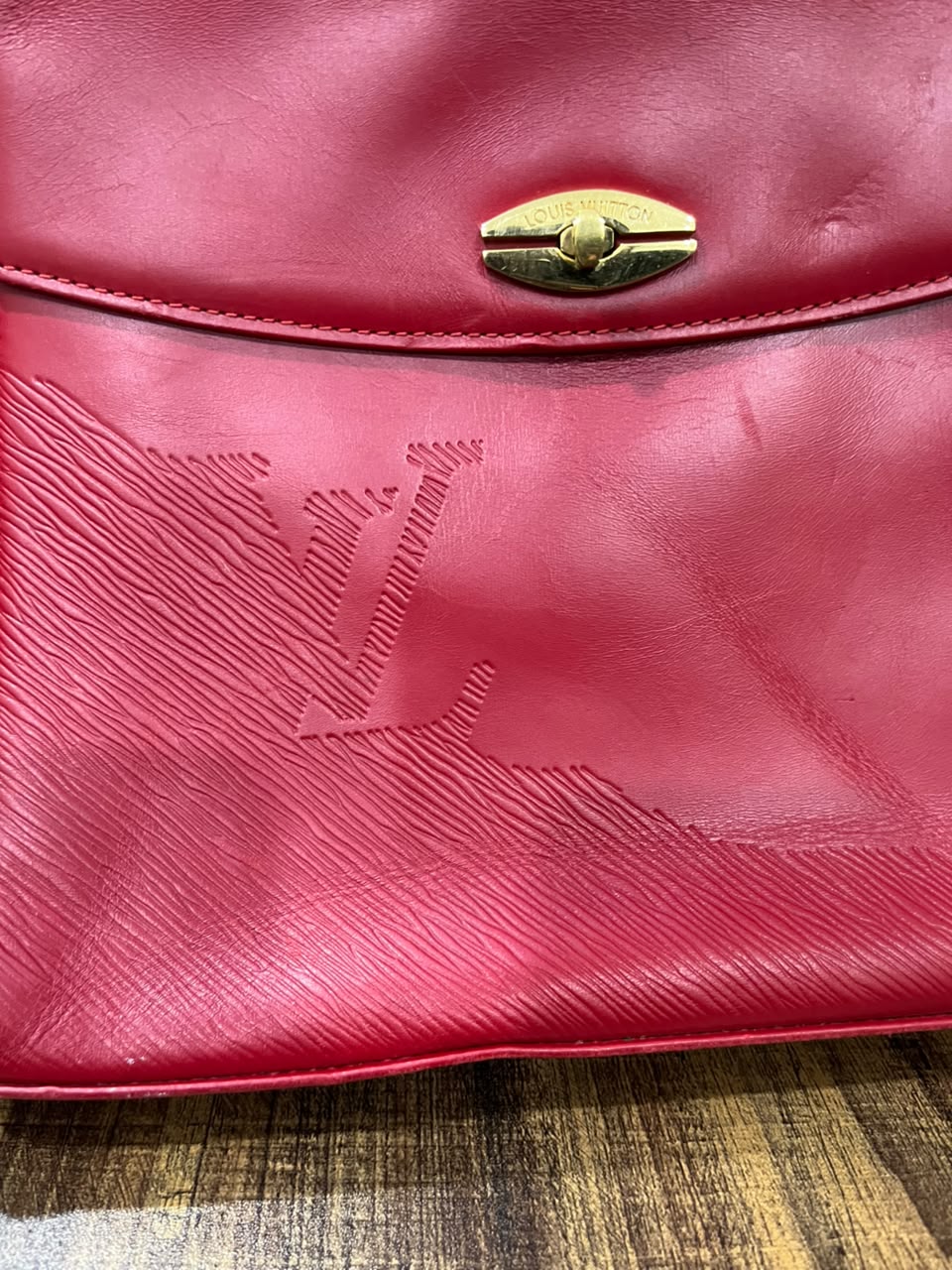 Louis Vuitton Spartan Opera Line Shoulder Bag M63947 Red Epi Leather – Vintage