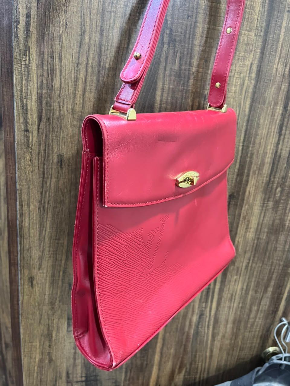 Louis Vuitton Spartan Opera Line Shoulder Bag M63947 Red Epi Leather – Vintage