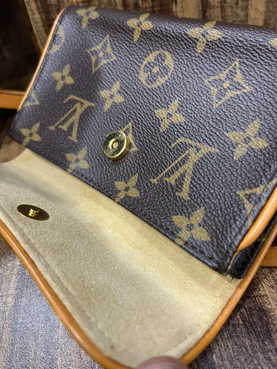 Louis Vuitton Monogram Pochette Twin GM M51852 Vintage Shoulder Bag