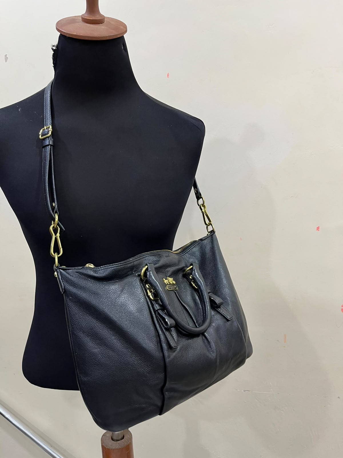 Coach Madison Gathered Leather Lindsey Satchel Black Gold Hardware