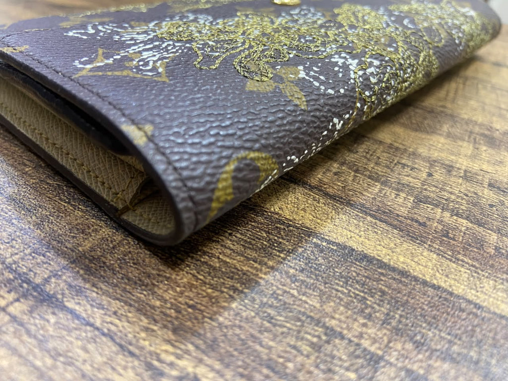 Louis Vuitton Monogram Dentelle Sarah Wallet Gold