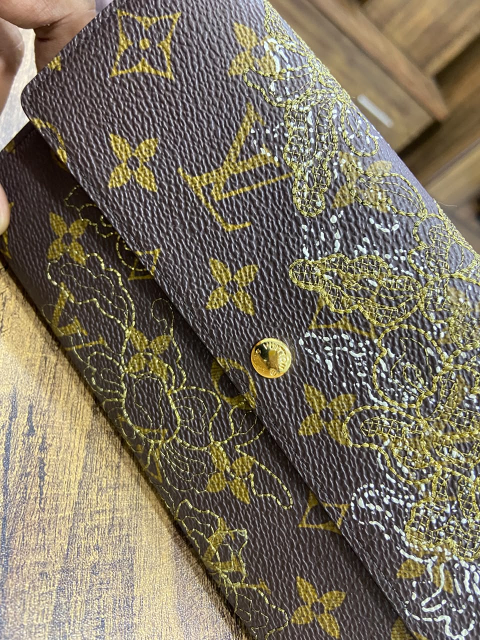 Louis Vuitton Monogram Dentelle Sarah Wallet Gold