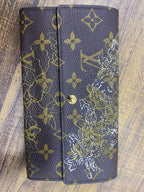 Louis Vuitton Monogram Dentelle Sarah Wallet Gold