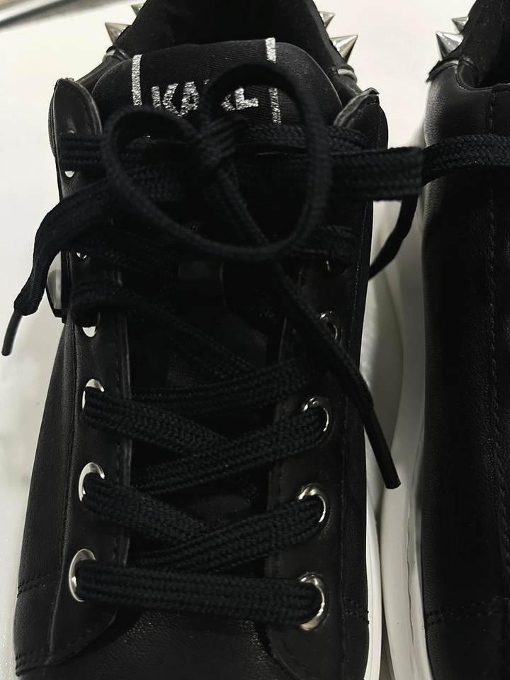 Karl Lagerfeld Kapri Stud Tab Low Sneakers Women Black White US 6 UK 4