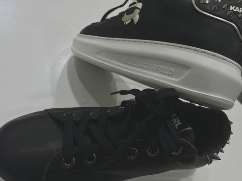 Karl Lagerfeld Kapri Stud Tab Low Sneakers Women Black White US 6 UK 4
